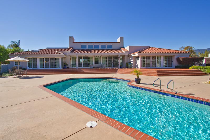 Santa Barbara foothills luxury home for sale by top real estate agent Louise McKaig of Village Properties